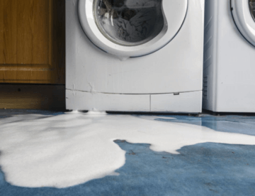 Clogged washing machine leaking, how to unclog your washing machine.